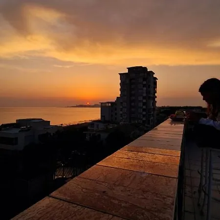 Seven's Rooftop *