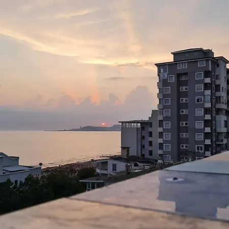 Seven's Rooftop *